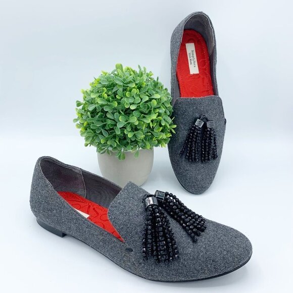 SIMPLY VERA VERA WANG GRAY BEADED TASSEL FLATS SZ 8.5 MED - Picture 1 of 9